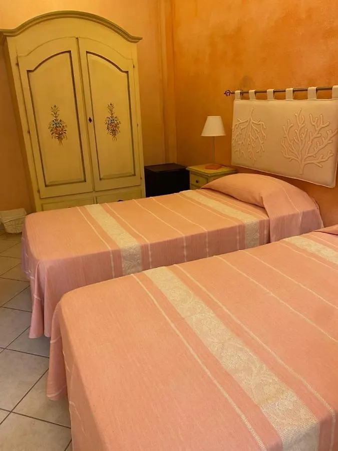 B&B Le Farfalle Palau Italie