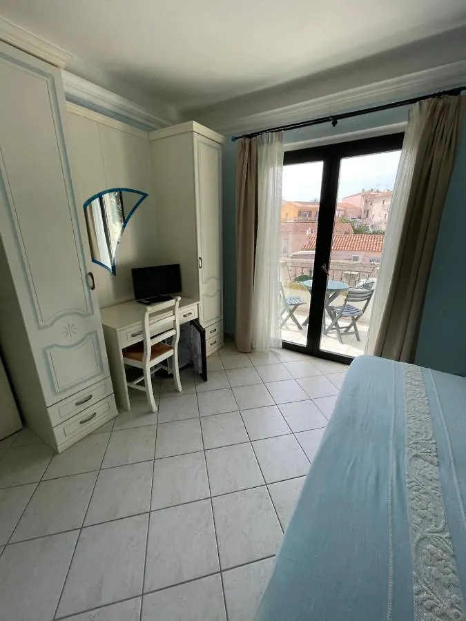 Maison d'hôtes B&B Le Farfalle Palau Italie
