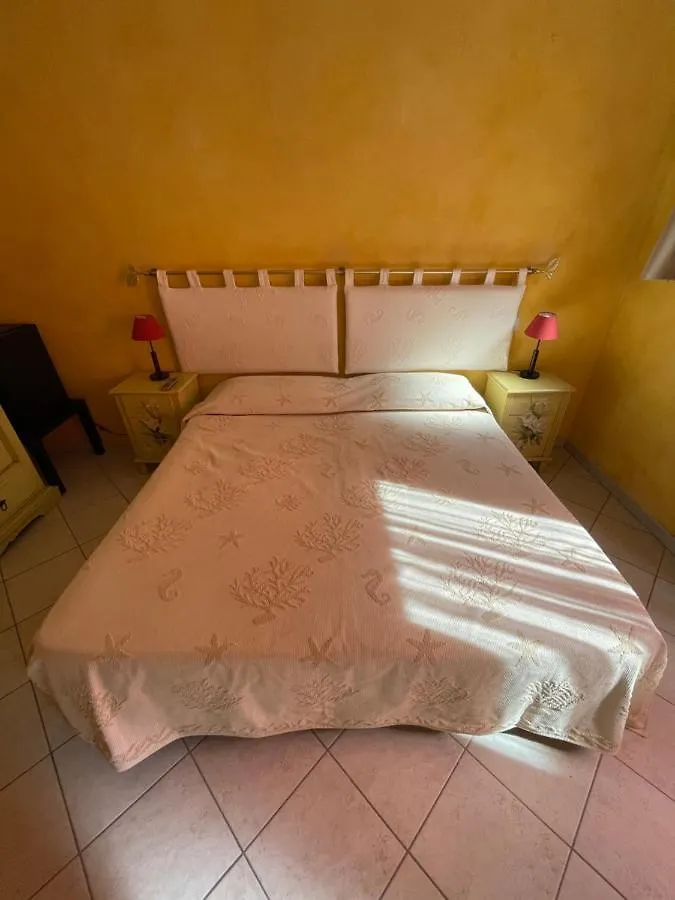 Gasthuis B&B Le Farfalle Palau Italië