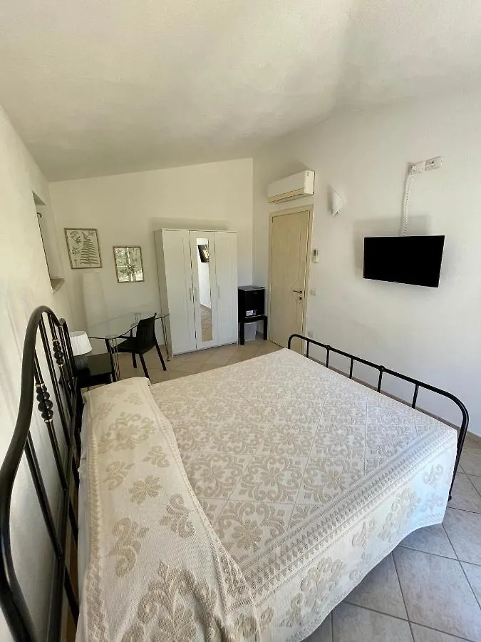 Gasthuis B&B Le Farfalle Palau Italië